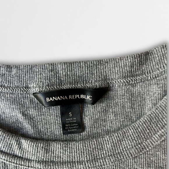 Banana Republic Gray Crew Neck Sweater Women’s Size S - Picture 4 of 4